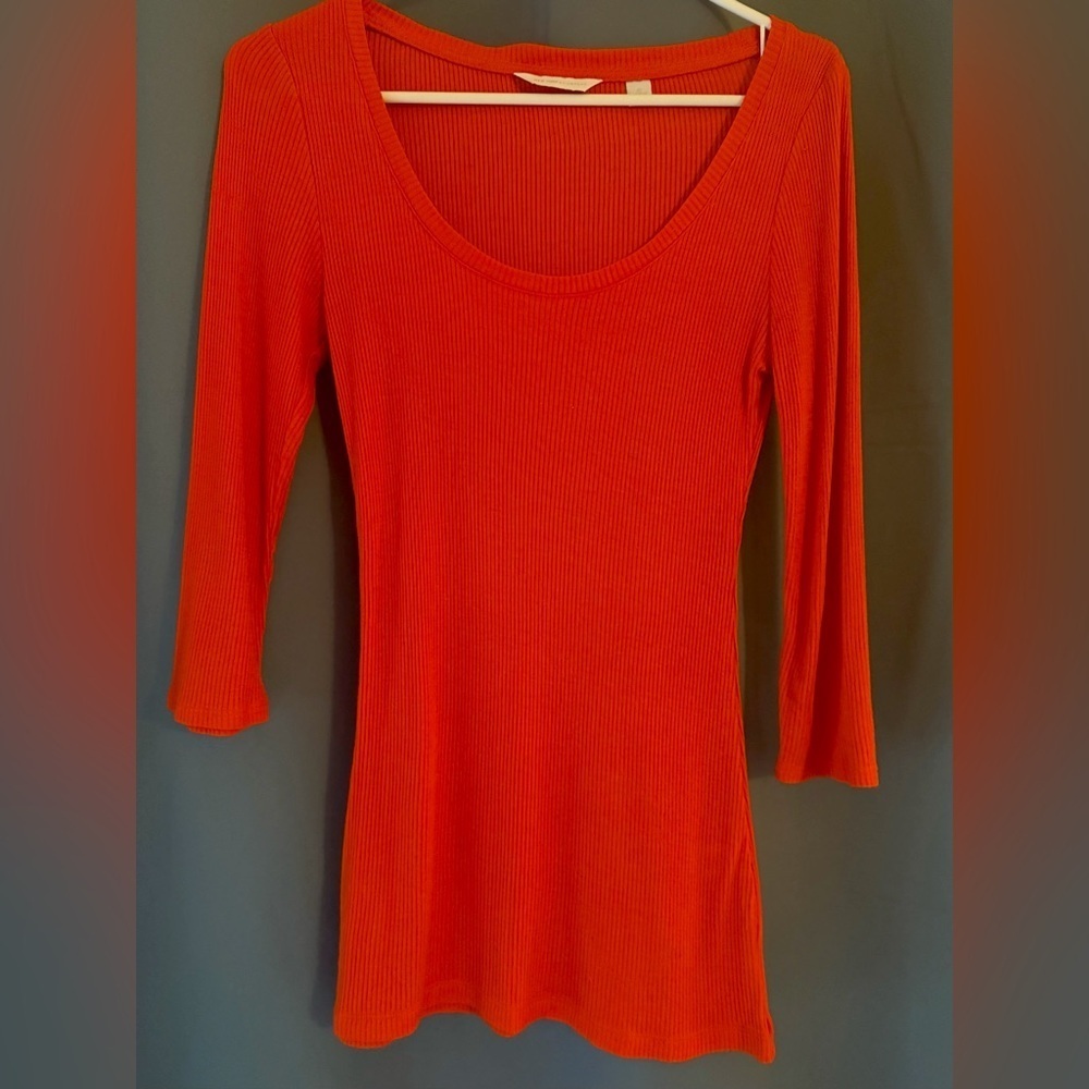✨ New York & Company Ribbed Tee – Orange | XS ✨